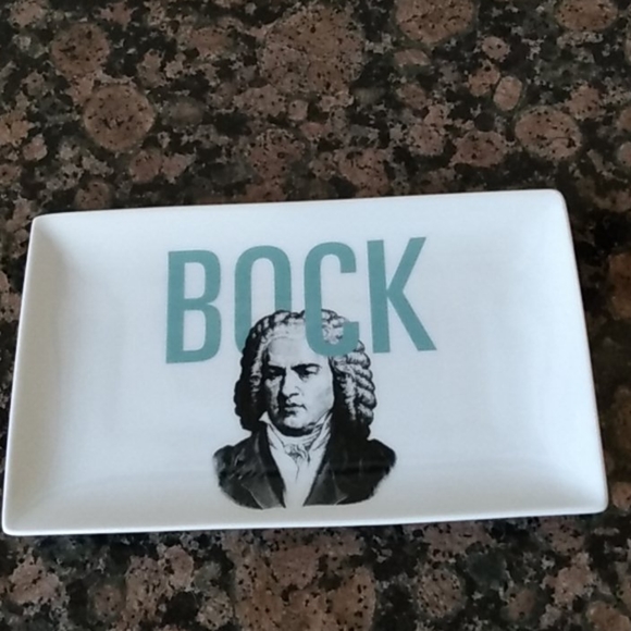 Plates - Picture 5 of 8